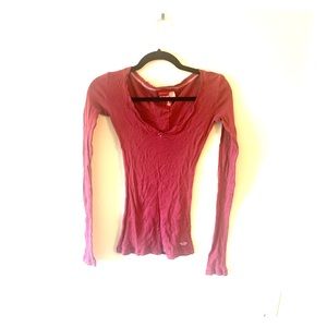Hollister size small long-sleeved gently worn top